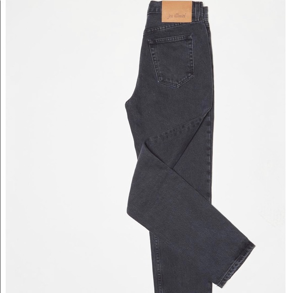 The jean is brand new. - Picture 4 of 7